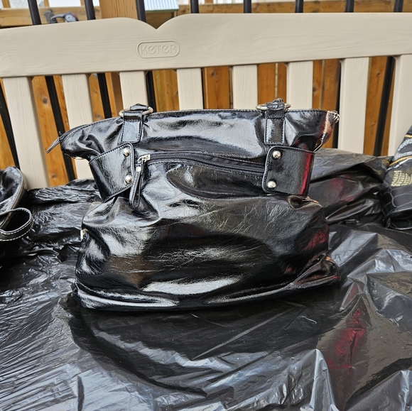 Purse - Picture 2 of 8